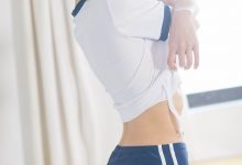 体操服美女性感长腿翘臀写真图片-美图岛