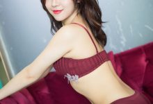 [YALAYI雅拉伊] 2020.01.08 Y513 小颖《紫红天鹅绒》[47+1P]-美图岛