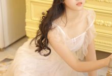 白嫩美女尤物丰乳翘臀私房性感图片-美图岛