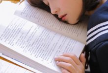 日系萝莉美少女诱人制服写真图片-美图岛