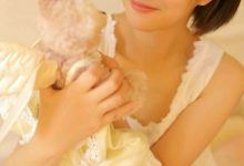 短发清纯美女可爱俏皮写真图片-美图岛