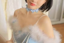 爆乳美女香肩锁骨美女性感写真-美图岛