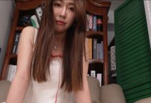 小美女芝芝展示她的性感的小脚丫 第三部 [1V-3.2G]-美图岛