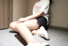 [誉铭传媒]袜足摄影 2022年《2022微信群第2套》[83P+1V／896MB]-美图岛