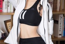 [Ugirls尤果网]爱尤物 2022.06.01  NO.2597 青树 刹那的绵长 [35P／78MB]-美图岛