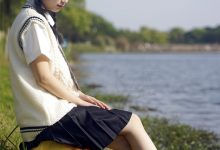 初夏女神 NO.039 念念 春秋JK套搭配三叶草贝壳头鞋[115P+1V／4.92GB]-美图岛