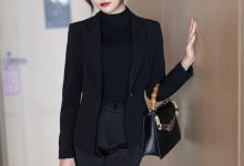 王馨瑶《黑色西装加西裤》原版写真 [93P-203MB]-美图岛