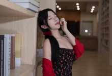 鱼子酱《图书馆》原版写真 [82P-901MB]-美图岛