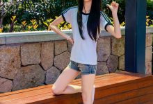 足愉心 NO.051 小瑶（搭配：T恤、牛仔短裤、白棉袜、帆布鞋、裸足）[115P+2V／12.9GB]-美图岛