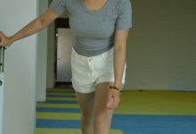 爱月下 NO.001 茜茜【舞蹈热身】作为拉拉队长，每天必修课就是加强舞蹈训练！[111P1V-3.68GB]-美图岛