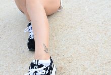 [战前女神] 恋足美腿棉袜女神级摄影套图 091 [79P-201MB]-美图岛